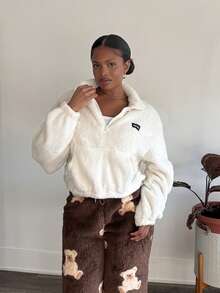 Tyla Gomez 字母贴片细节口袋落肩泰迪熊运动衫，秋冬长袖上衣 - 白色 - 查看 5