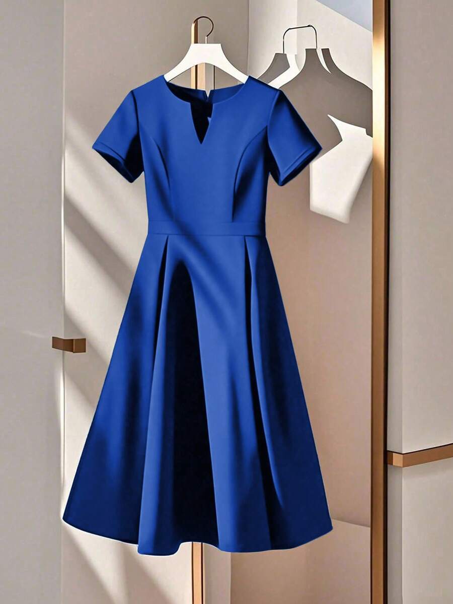 GlowEve CURVE Plus Size Women Elegant Solid Color Notched Neck Short Sleeve Dress - Royal Blue - View 1