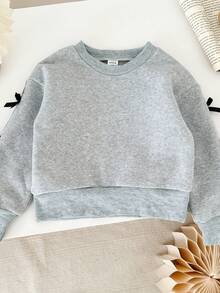 SHEIN 韩版休闲灰色卫衣，黑色蝴蝶结装饰，圆领设计，适合秋冬季穿着，舒适休闲，时尚百搭，适合户外活动、上学等场合，可爱又百搭。 - 灰色 - 查看 3