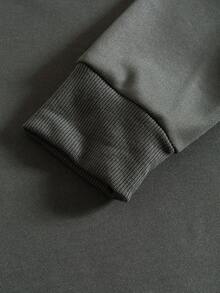 Manfinity Homme Hanorac bărbătesc gri, cu guler rotund și model pentagramă, croială lejeră, casual, îmbrăcăminte de iarnă, cadou perfect pentru iubit, foarte la modă pentru streetwear, campus și Halloween, top cu mânecă lungă