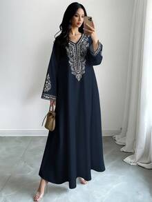 SHEIN Najma 大码女式佩斯利花卉数码印花 V 领长袖优雅阿拉伯风格长裙，春秋季 - 彩色 - 查看 1
