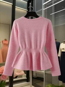 GlowEve CURVE Cardigan tricoté à col rond de couleur unie pour femmes grandes tailles avec décoration de boutons métalliques et ourlet en queue de poisson. Tenue décontractée pour Noël, la rentrée, les vacances, le bureau, l'automne/hiver - Rose bonbon - Voir 2