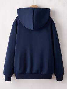 男童休闲学院风印花连帽抓绒外套，适合秋冬季日常穿着、通勤和上学穿着。