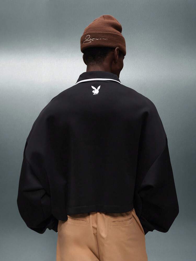 PLAYBOY X SUMWON Camisa polo de manga larga con ajuste ceñido, detalles de cuello blanco contrastante y cierre de media cremallera frontal