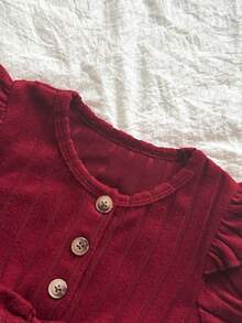 SHEIN 1件女婴秋冬新款2025罗纹抓绒酒红色圆领长袖套头衫，荷叶边袖口，蝴蝶结前襟，按扣下摆连体衣 + 可爱发带 - 紅色 - 查看 7