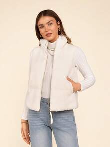 Coeurva 女式无袖绗缝羊毛背心（有领）