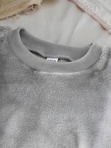 SHEIN Mädchen graues flauschiges Sweatshirt mit Rundhalsausschnitt und langem Arm, kombiniert mit süßer Koala-Muster weißer Fleecehose, umkehrbarer Flanell weich & warm 2 Stücke Pyjama Set