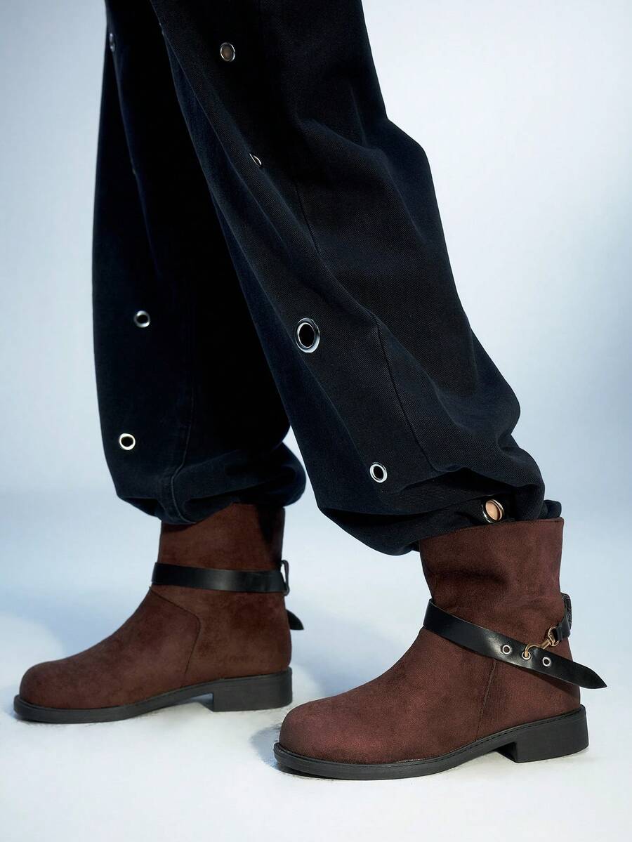 Sugerpunk Women's Buckle Design Casual Chunky Heel Ankle Boots - Brown - View 1