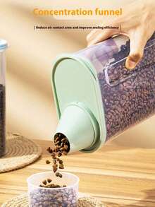 Zazumi 1.9kg/2.5kg Dog Cat Food Pail Plastic Storage Tank With Measuring Cup Container Moisture-Proof Sealed Jar Pet Supplies Accessories Pet Food Storage Box (Large Capacity)