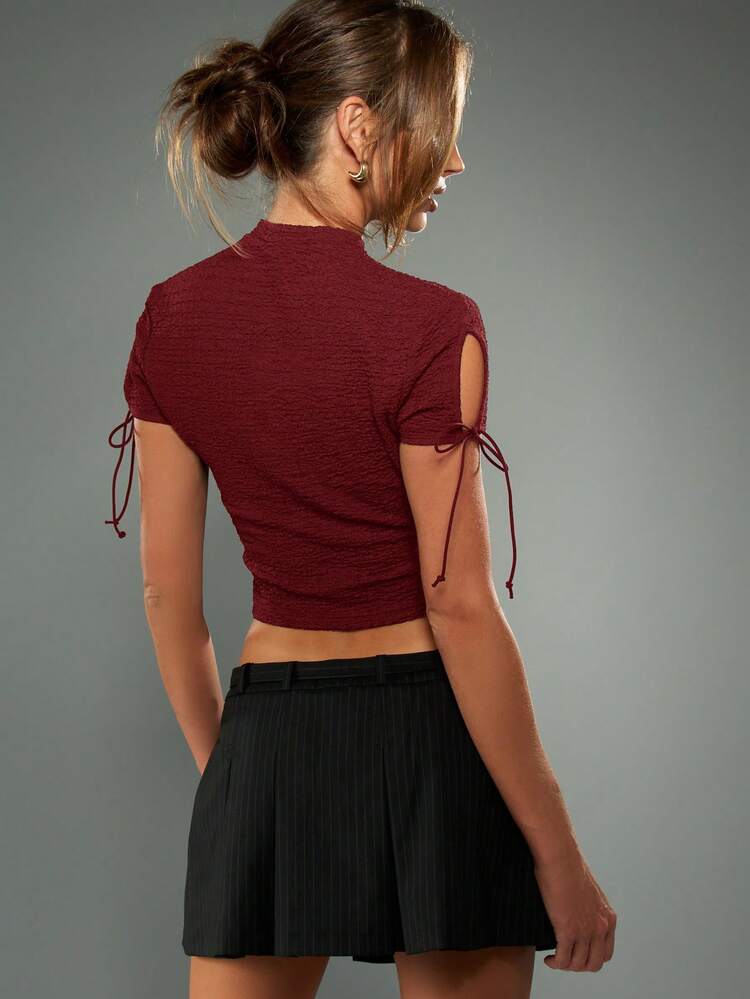 MISSGUIDED Textured Mock Neck Crop Top With Keyhole Cutout And Tie Sleeve Details For Casual Occasions Christmas