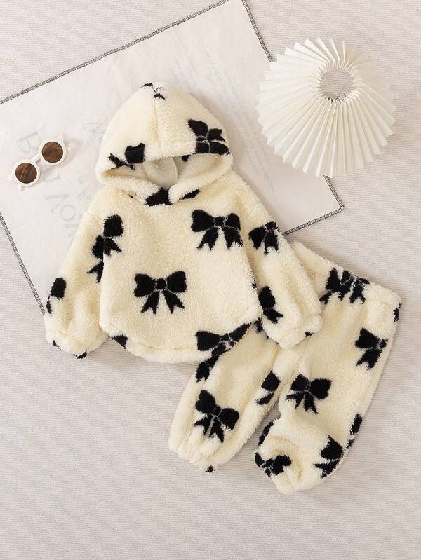 SHEIN 2pcs/Set Baby Girl Casual Loose Fit Butterfly Print Hoodie Sweatshirt + Pants Set, Fleece Lined, Autumn/Winter