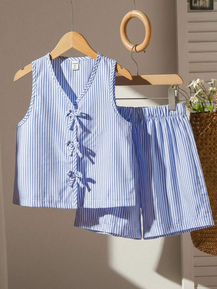 SHEIN 2pcs Tween GirlsSleeveless Woven Striped Camisole With Bowknot Accent & Elastic Waist Loose Casual Shorts Set, Summer Summer Holiday - Blue and White - View 1