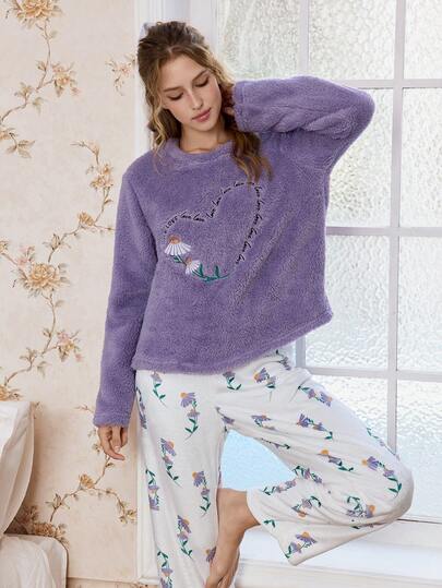  CottageSlumber 女士花卉刺绣抓绒上衣和花卉长裤法兰绒蓬松睡衣套装，舒适冬装