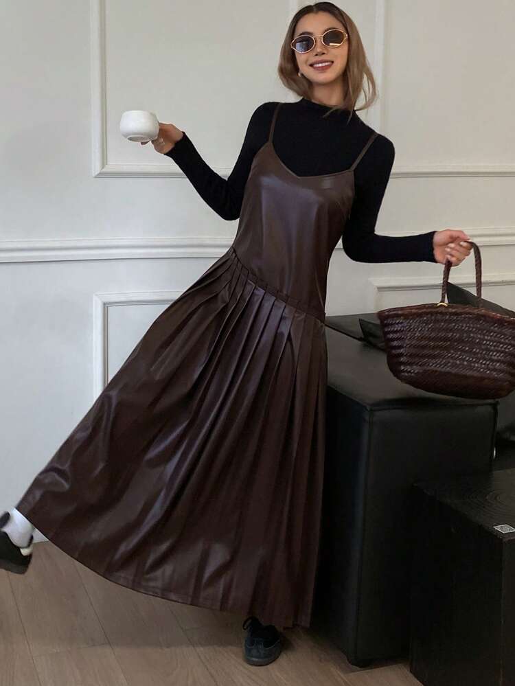 Women's Solid Color Fitted Pleated Strap PU Long Dress, Casual Midi Dress For Autumn/Winter