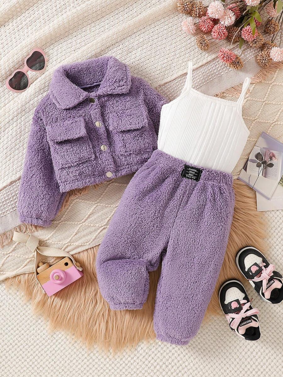 SHEIN Playful Pals 女婴秋冬三件套:翻领工装外套、纯色背心和长裤,适合户外日常穿着。女婴冬季套装,女婴紫色套装,女婴服装,紫色两件套冬季毛绒服装 - 彩色 - 查看 1