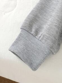 SHEIN Explorewe 少女休闲舒适时尚多功能创意韩流卡通女孩图案卫衣和黑色喇叭裤套装，时尚街头风图案套头卫衣和喇叭裤，适合秋冬季Y2K风格服装，妈妈女孩两件套 - 彩色 - 查看 5