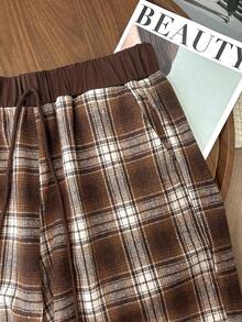 GlowEve CURVE Damskie spodnie w dużych rozmiarach z wysokim stanem, w brązowe kratki, w kontrastowym kolorze, ze ściągaczem w pasie, swobodne, długie