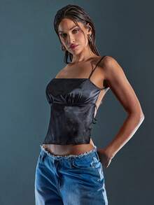 Denimoi 露背方领缎面吊带背心 - 黑色 - 查看 3
