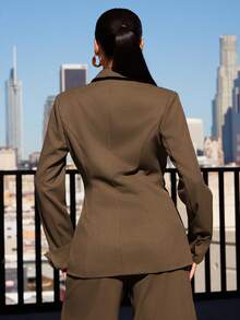 Vixey 缺口翻领双排扣衬垫宽肩超大西装外套 - 咖啡棕 - 查看 4