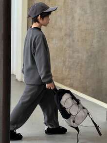 DAZY 青少年男孩标语印花插肩长袖运动衫和裤子休闲宽松套装，秋冬