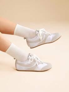 CUCCOO EASI 女士圆头拼布设计平底休闲运动鞋，舒适运动休闲 PU 皮革浅灰色运动鞋，适合日常室内外穿着 - 淺灰色 - 查看 10