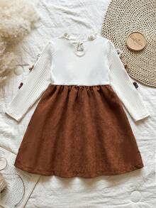 Vintaside Kids 女童田园风刺绣拼布撞色荷叶边下摆长袖棕色连衣裙，3D花卉袖子装饰，适合秋冬户外日常穿着 - 棕色 - 查看 2