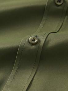 Manfinity Mode Plus Size Men's Solid Color Regular Fit Button-Front Long Sleeve Casual Dress Shirt - Army Green - View 4