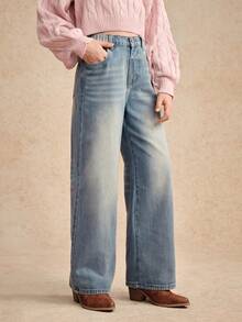 青少年女孩牛仔裤，百搭款式，蝴蝶刺绣设计，复古水洗阔腿牛仔裤，女孩必备的时尚单品 - 中等水洗藍 - 查看 4