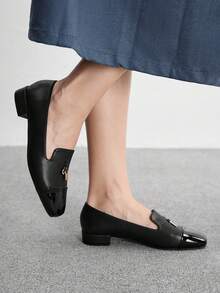 CUCCOO BIZCHIC Women's Classic Black Flat Slip-On Casual Commuter Shoes For Christmas - Black - View 4