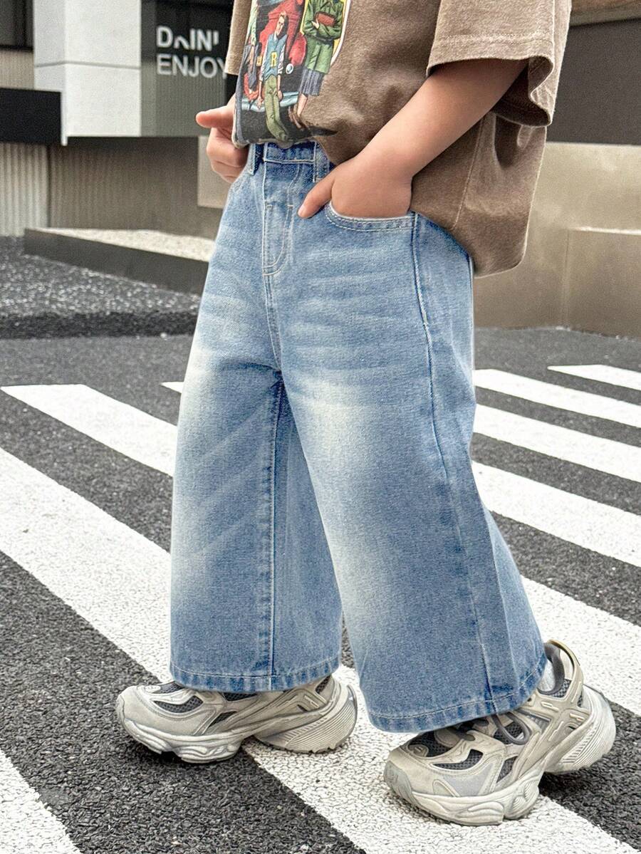 Baby Boy Casual Loose Fit Blue Denim Jeans With Pockets - Light Wash - View 1