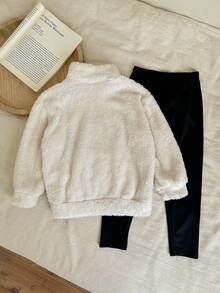 SHEIN 少女可爱字母印花立领蓬松上衣&松紧腰长裤套装 - 黑與白 - 查看 2