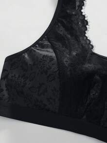 1件加大码蕾丝拼接无钢圈内衣文胸