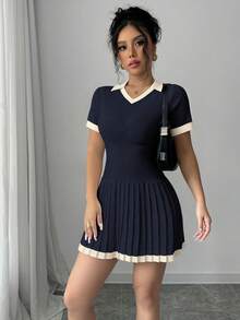 Elenzga 撞色V领休闲褶皱毛衣裙