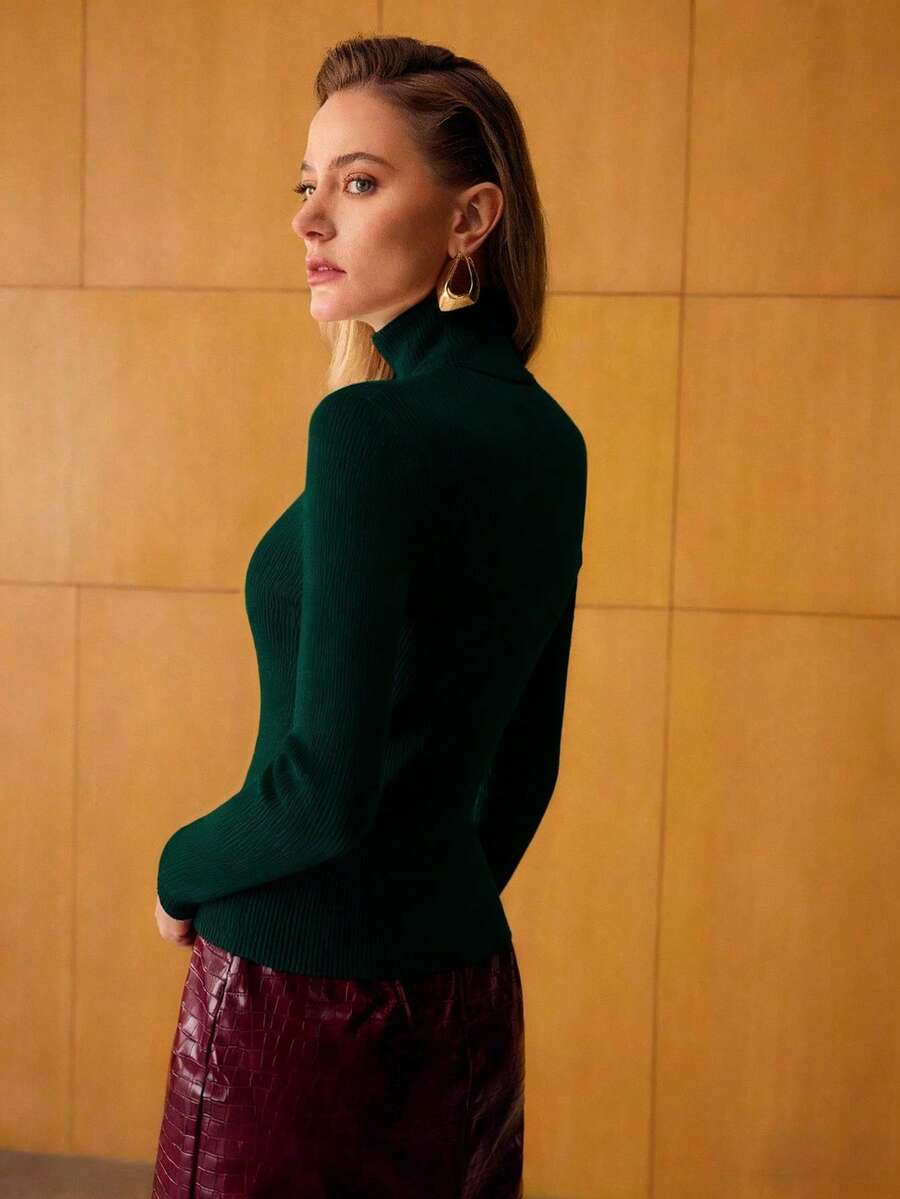 MOTF PREMIUM WOMEN MOCK NECK SLIM FIT SWEATER - Dark Green - View 2