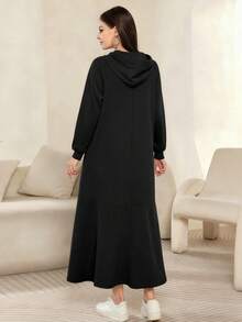 Modelyn 纽约字母图案印花黑色时尚连帽插肩长袖超长连衣裙，女式，春秋季 - 彩色 - 查看 2