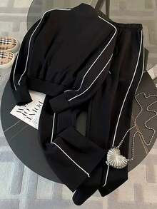 Resyla 180# 女款拼色条纹领拉链常规款运动服