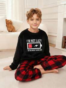 SHEIN Bộ đồ ngủ 2 món vải nỉ mềm mại thoải mái họa tiết pin tối giản cổ tròn tay dài cho bé trai tuổi mới lớn, mùa thu/đông - màu đen - Xem 7