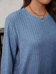 EMERY ROSE Plus Size Women's Dusty Blue Autumn Ribbed Knit Long Sleeve T-Shirt,Everyday Smart Casual V-Neck Loose Solid Color Top Sweater - Navy Blue - View 3