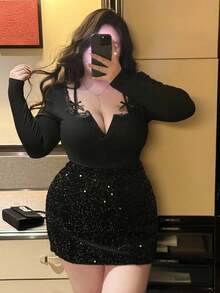 SHEIN CURVE+ 大码蕾丝拼接深V领长袖二合一短款上衣，性感迷人 - 黑色 - 查看 4