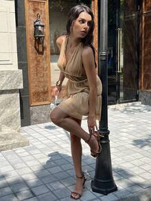 Zielony 女式纯色水钻装饰露背短款连衣裙 - 卡其色 - 查看 3