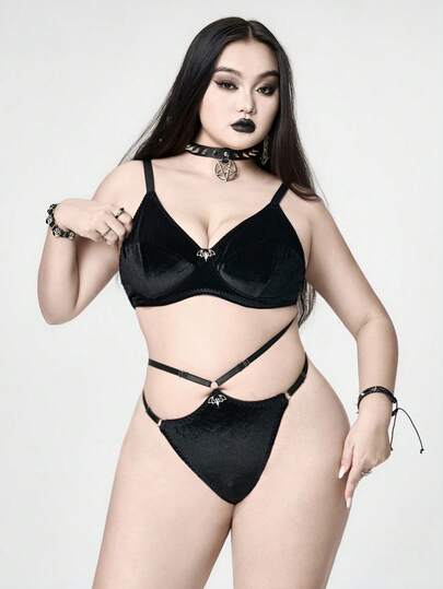 Plus Size Gothic Triangle Cup Bra And Thong Lingerie Set