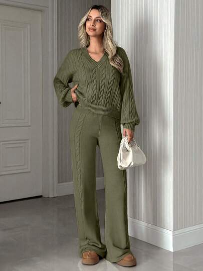 EURMUSE Kabelstickad V-ringning Nedsänkt axel Enfärgad tröja och vida ben med hög midja Enfärgade kabelstickade byxor i 2-delat stickat set för vinterkläder för kvinnor