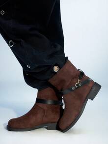 Sugerpunk Women's Buckle Design Casual Chunky Heel Ankle Boots - Brown - View 4