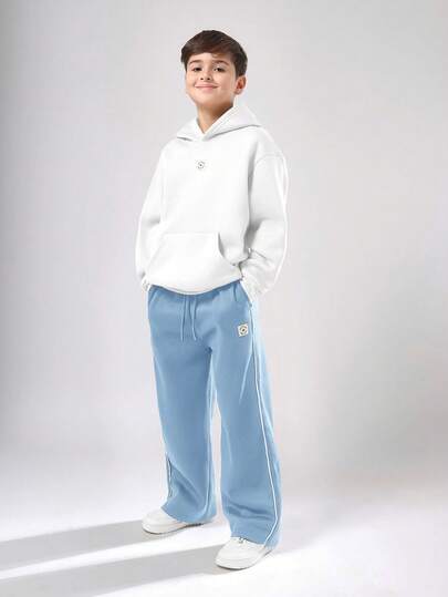 SUMWON 青少年套头连帽衫和运动裤套装，带徽标休闲度假装