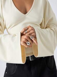 LYSMO 2025Minimalist Women's Winter Casual Women's Versatile Solid Color Bell Sleeve Blouse, Suitable For Commuting/Christmas/Christmas/New Year/ Thanksgiving/Graduation Shirt/Elegant/Elegant Women's Blouses/Stylish Women's Blouses/Stylish/Casual Tops For Home/Deep V-Neck Top/Fig Color/Outing/Casual And Comfortable Top