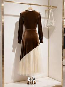 GlowEve 女士天鹅绒撞色网眼腰部 A 字优雅日常通勤时尚法式街头复古百搭圣诞派对新年假期商务棕色长袖连衣裙，秋冬 - 彩色 - 查看 2