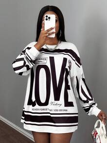 Slaydiva 休闲街头美式复古新款圆领露肩字母英文Logo印花长袖超宽松T恤裙杏色下装绿花女T恤-A - 黑與白 - 查看 1