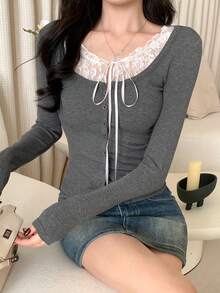 DAZY 女式蕾丝拼布撞色系腰修身休闲T恤 - 深灰色 - 查看 2