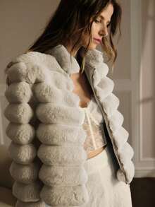 MOTF PREMIUM ZIP UP RIBBED FAUX FUR COAT - Apricot - View 5