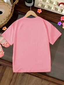 T-shirt décontracté à col rond et manches courtes avec imprimé graphique "Witch Hunter" KPOP. Confortable, doux et agréable à la peance et polyvalent. Convient pour le printemps et l'été.